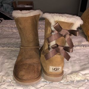 Brown Bailey Bow Uggs